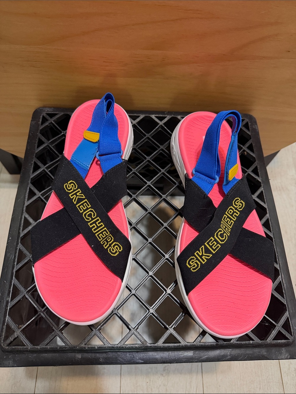 Skechers Gen 5 Women’s Pink, Black & Blue Heel Strap Sandals